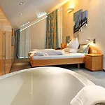 Alpenlove - Adult Otel 4*