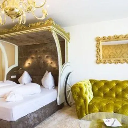 Hotel Alpenlove - Adult Seefeld in Tirol