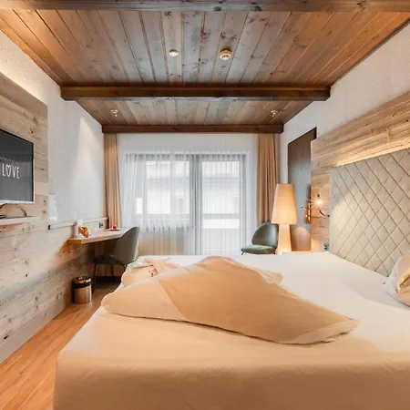 Alpenlove - Adult ホテル ゼーフェルト・イン・チロル