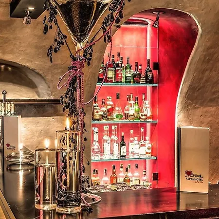 Alpenlove - Adult ホテル 4*