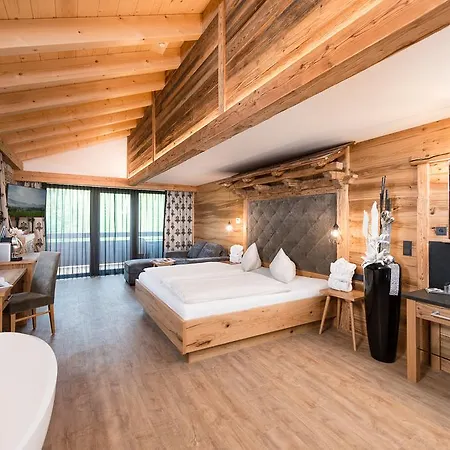 Hotel Alpenlove - Adult Seefeld in Tirol