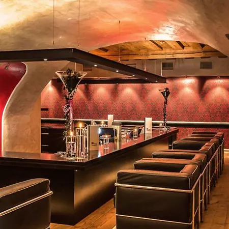 Alpenlove - Adult 4*